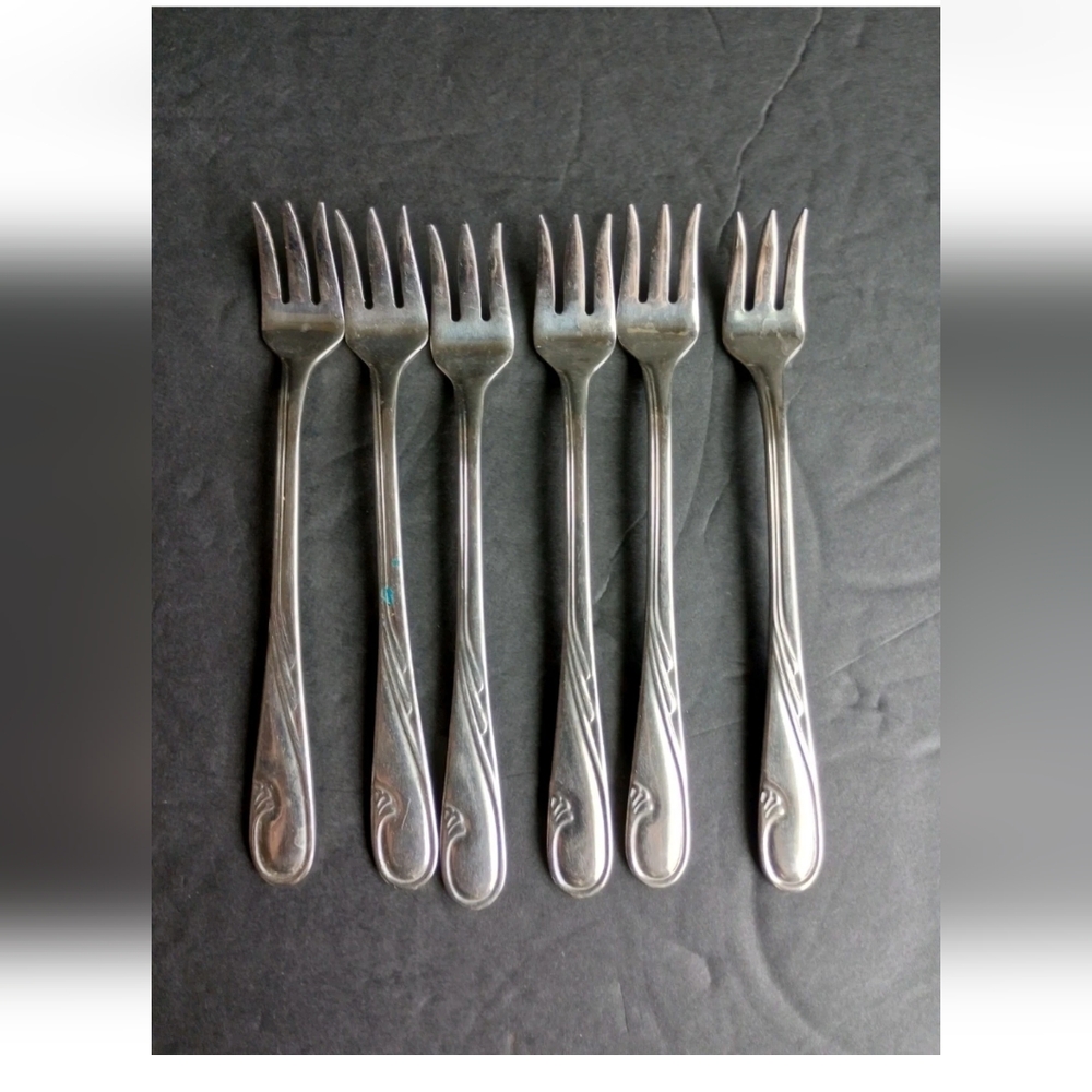 Gorham TIDEWATER 18/8 stainless Cocktail Forks Set Of 6 Silverware Flatware